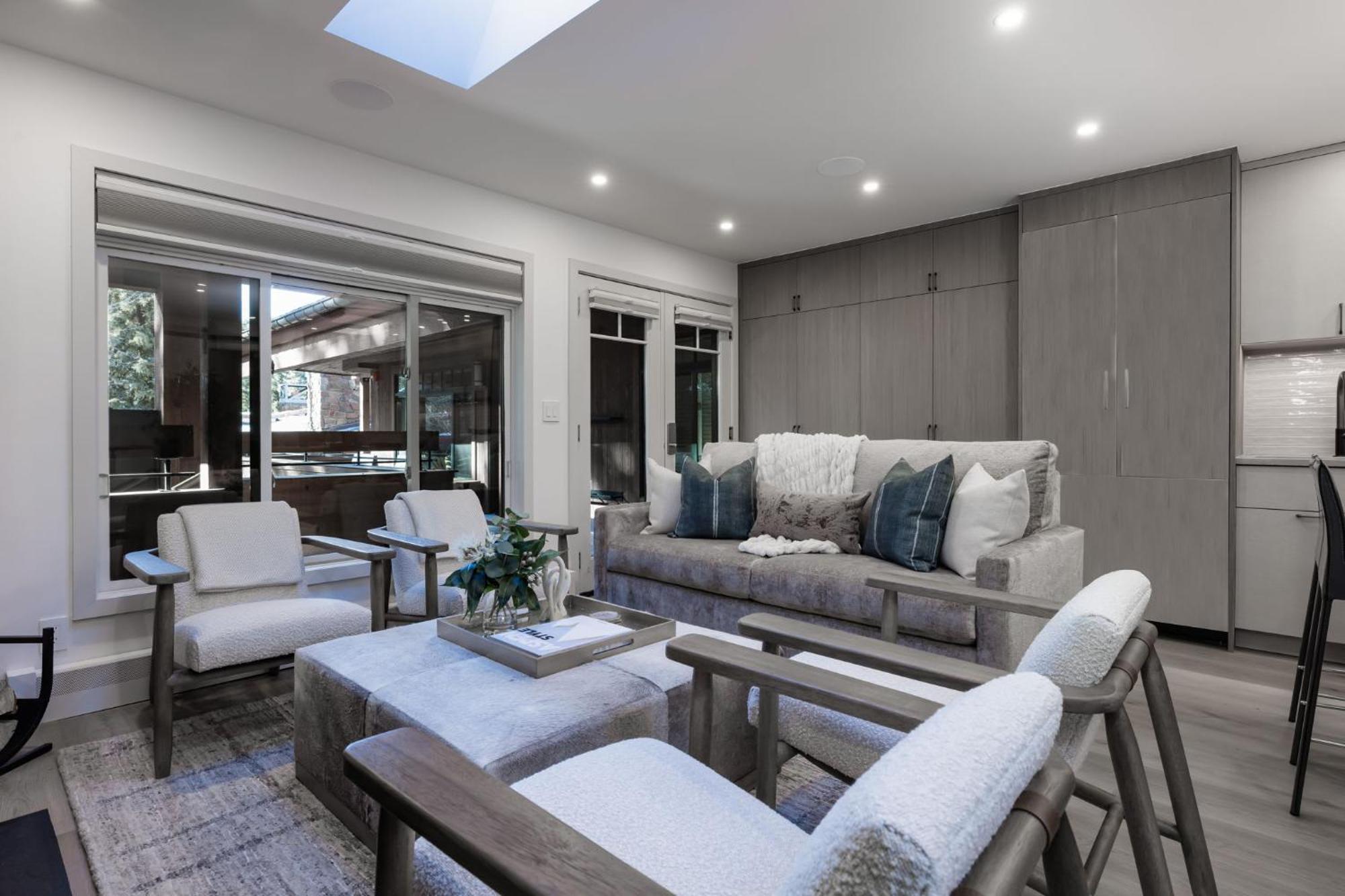 2 Bedroom 3Ba Condo - Ac, Heated Pool, Walk To Town Aspen Exterior photo